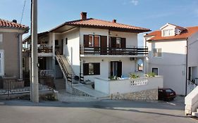 Apartments And Rooms With Parking Space Vrbnik, Krk - 5301