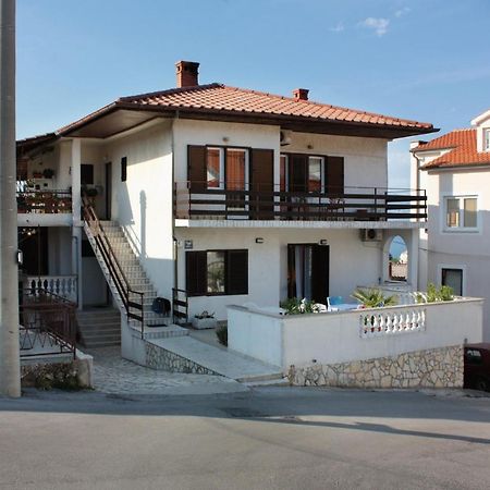 Apartments And Rooms With Parking Space Vrbnik, Krk - 5301 Esterno foto