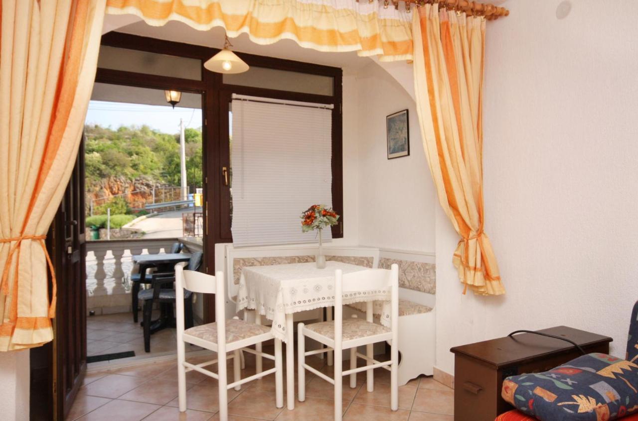 Apartments And Rooms With Parking Space Vrbnik, Krk - 5301 Esterno foto